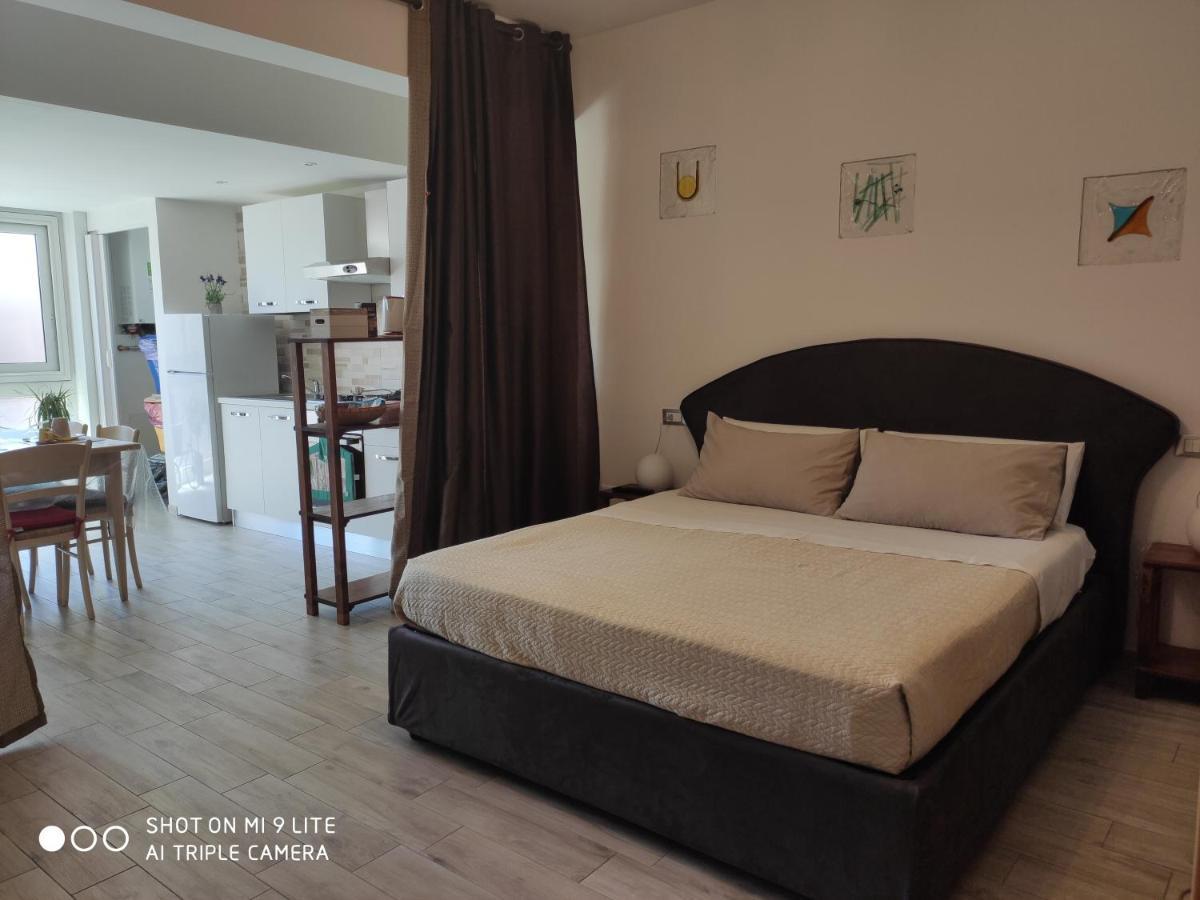 Bed and Breakfast Il Labirinto Сульмона Экстерьер фото